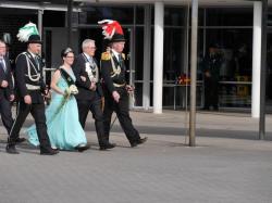 010Ausholen des neuen Königspaares und Parade