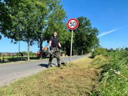 07-05-2022-Herrichten Festplatz und Vogelstange005