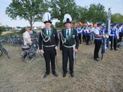 08-04-2019-Ausholen neues Königspaar und Parade (3)