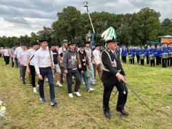 26-07-30-2023-Ausholen Königspaar-Parade