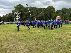 28-07-30-2023-Ausholen Königspaar-Parade