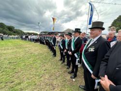 15-07-30-2023-Ausholen Königspaar-Parade