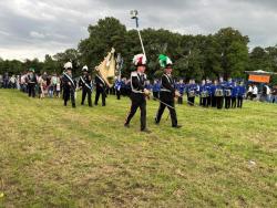 30-07-30-2023-Ausholen Königspaar-Parade