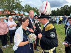 11-07-30-2023-Ausholen Königspaar-Parade