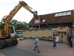 K800_06-27-28-2014-Der Aufbau der Torbögen_19