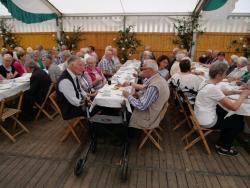 08-03-2019-Zeltgottesdienst  Kaffeetrinken für die Ehrenmitglieder (53)